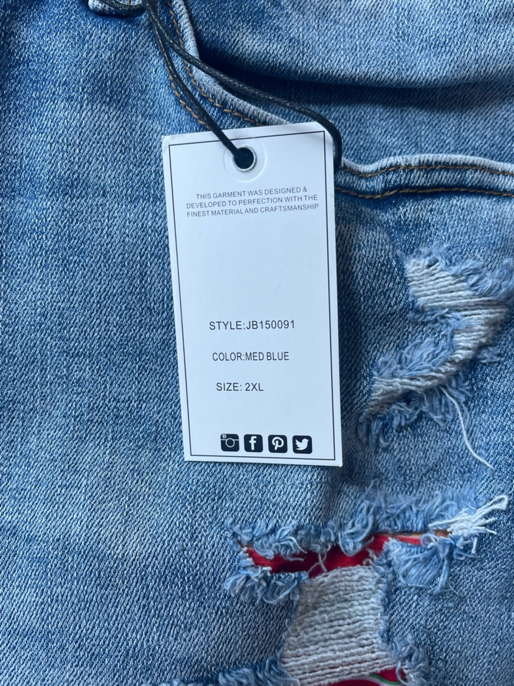 Judy Blue Plus Sz 2XL Serape Patch Distressed Denim Shorts Mid Rise Raw Hem NWT - Picture 13 of 14